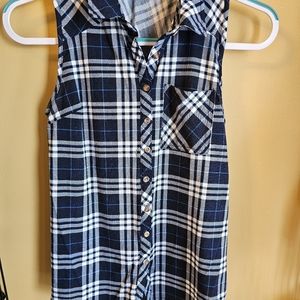 Passport sleeveless top